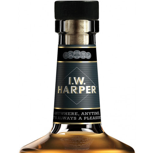I.W. Harper Kentucky Straight Bourbon Whiskey